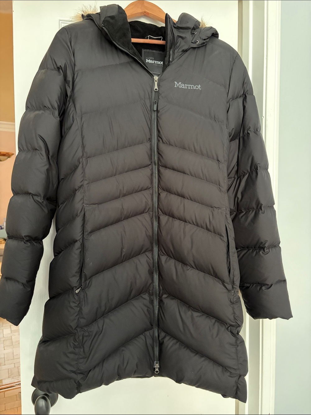 Marmot Women's Black Long Quilted Puffer Coat with Hood XL